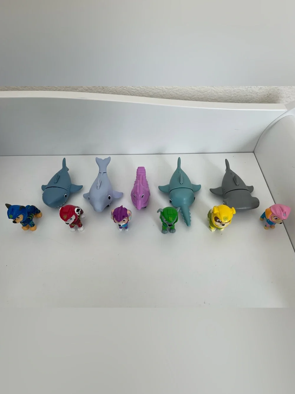 Paw Patrol Aqua Pup Figures and Sea Creatures Including Coral and Sea Horse